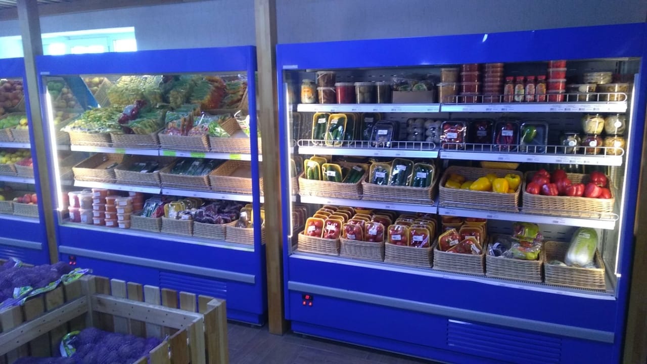Холодильная горка CARBOMA CUBE STANDARD FC20‑07 VV 1,0‑1 X5 